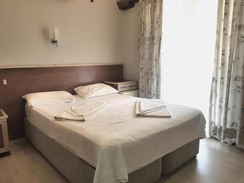 Mevsim Otel Akyaka  Exteriör bild
