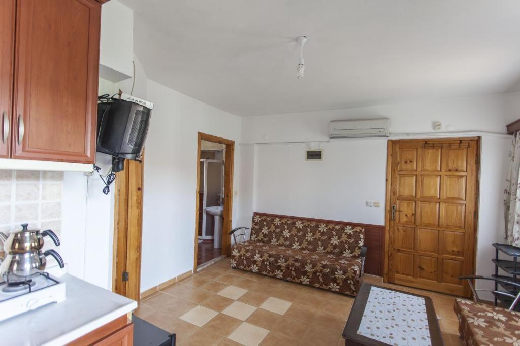 Mevsim Otel Akyaka  Exteriör bild